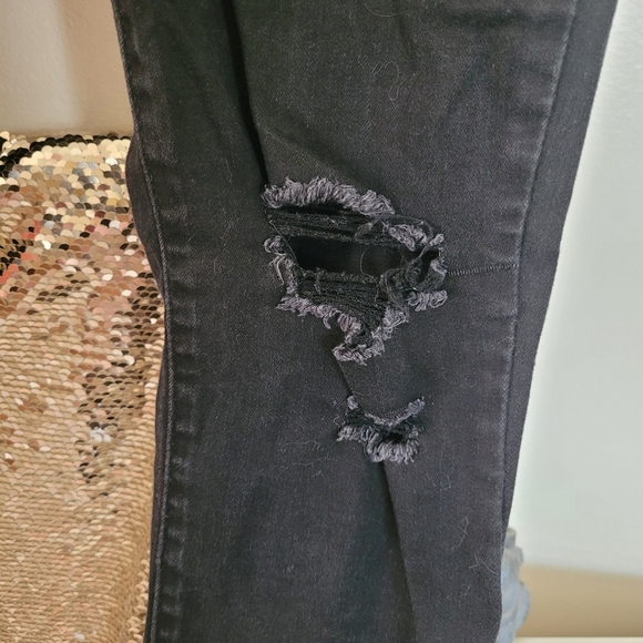 Vintage Levi's 721 High Rise Skinny Black Distressed Denim Jeans Size 27 - Picture 4 of 10